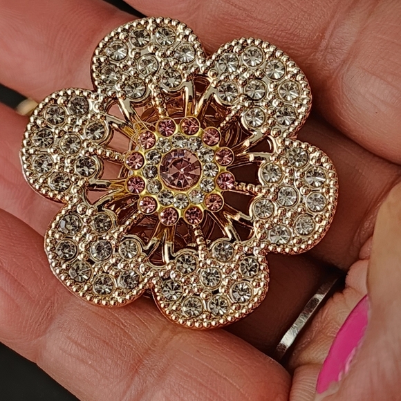 Gold with CZ Stones Flower Arm Bracelets - Picture 4 of 6